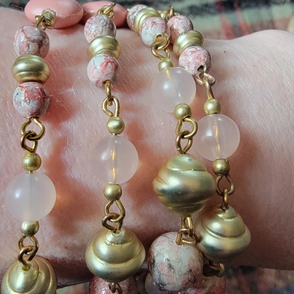 COPY - 🍨🧁Deliciously Beaded Chain Necklace🔆 - Picture 1 of 7